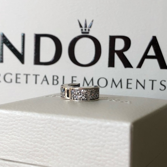 Pandora Jewelry - Sale🤩Pandora Shining Elegance Clip Clear